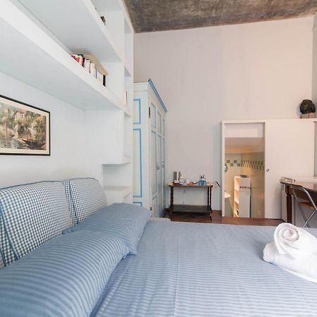Room 34 - The House Of Travelers Como Exterior photo
